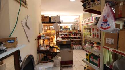 Kaçmaz Emlaktan Trabzon 3.Nolu Erdoğdu Mah.devren Satıl 17