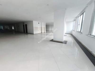 Bağcılar Caddesinde İmalata Uygun İskanlı 600 M2 İşyeri 4