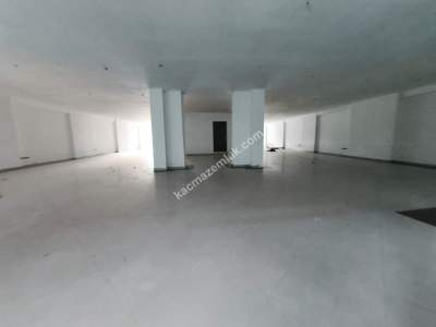 Bağcılar Caddesinde İmalata Uygun İskanlı 600 M2 İşyeri 12