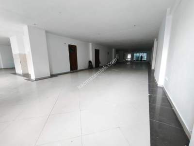 Bağcılar Caddesinde İmalata Uygun İskanlı 600 M2 İşyeri 16