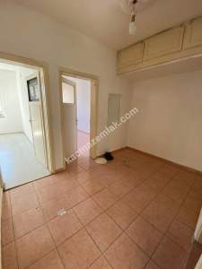 Çarşı Merkez'de 2+1 Kiralık Ofis 3