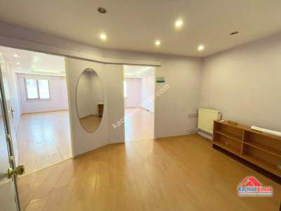 Bursa Osmangazi’de Merkezi Konumda Kiralık Ofis 1