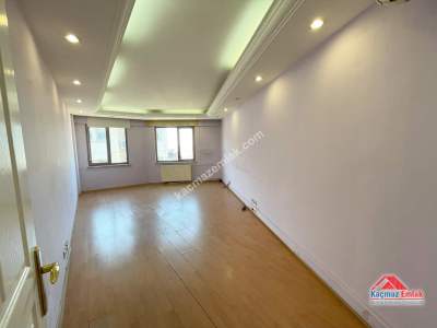 Bursa Osmangazi’de Merkezi Konumda Kiralık Ofis 5