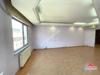 Bursa Osmangazi’de Merkezi Konumda Kiralık Ofis 17