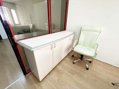 Bursa Osmangazi Merkezde Eşyalı Kiralık Ofis 11