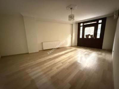 Esatpaşa Bingül Sokakta, Genç Binada, 2+1 Kiralık Ofis 16