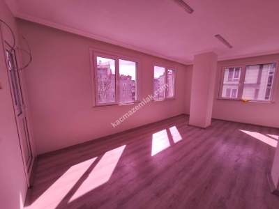 Güngören Merkezde Atatürk Caddes Üzerı Her Ise Uygun Kı 5