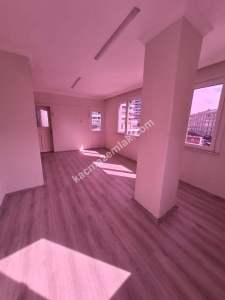 Güngören Merkezde Atatürk Caddes Üzerı Her Ise Uygun Kı 13