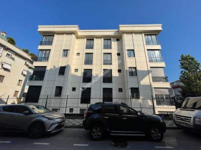 Kadıköy Koşuyolunda Yeni Binada 1+1 Kiralık Ofis Büro 21