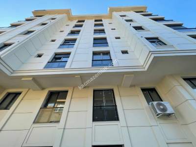 Kadıköy Koşuyolunda Yeni Binada 1+1 Kiralık Ofis Büro 3