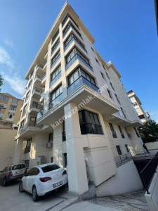 Kadıköy Koşuyolunda Yeni Binada 1+1 Kiralık Ofis Büro 18