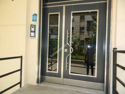 Kadıköy Koşuyolunda Yeni Binada 1+1 Kiralık Ofis Büro 10