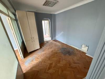 Meciyeköy'de 3+1 125 M2 1.Kat Balkonlu Açık Otoparklı 5