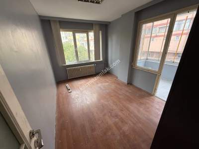 Meciyeköy'de 3+1 125 M2 1.Kat Balkonlu Açık Otoparklı 8