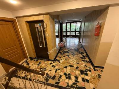 Meciyeköy'de 3+1 125 M2 1.Kat Balkonlu Açık Otoparklı 3