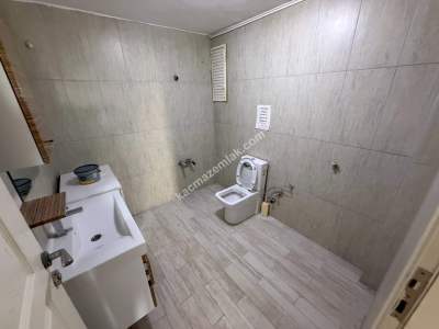 Meciyeköy'de 3+1 125 M2 1.Kat Balkonlu Açık Otoparklı 15