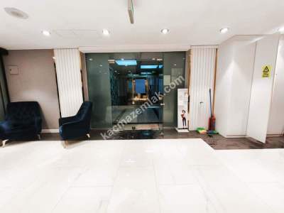 Şişli Merkez'de Plaza'da Dekorasyonlu 500 M2 Kiralık 19