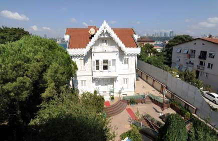 Üsküdar Sultantepede Komple Kiralık Ticari Köşk 3