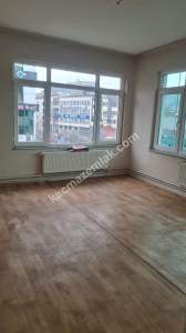Kastamonu Merkez De Kiralık 2+1 Ofis 14