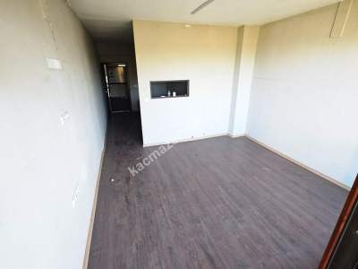 Trabzon Akçaabat Merkezde Kiralık Ofis​ 5