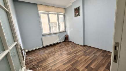 Trabzon 2 Nolu Beşirlide Sahilde Kiralık Geniş Ofis 16