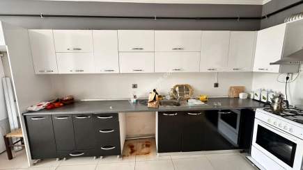 Trabzon 2 Nolu Beşirlide Sahilde Kiralık Geniş Ofis 25