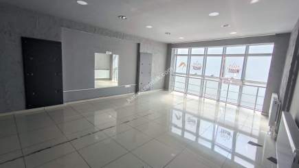Trabzon Meydan Gazipaşa Caddesi Üzeri Kiralık Ofisler 14