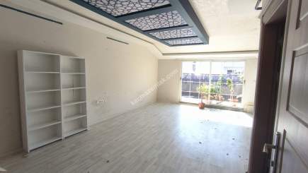 Trabzon Meydan Gazipaşa Caddesi Üzeri Kiralık Ofisler 7