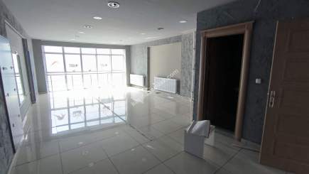 Trabzon Meydan Gazipaşa Caddesi Üzeri Kiralık Ofisler 15