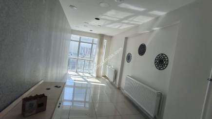 Trabzon Meydan Gazipaşa Caddesi Üzeri Kiralık Ofisler 10