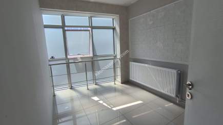 Trabzon Meydan Gazipaşa Caddesi Üzeri Kiralık Ofisler 8