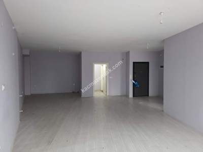 Kaşüstü Kiralık Büro/Ofis/Klinik İçin Uygun İş Yeri/1+1 28