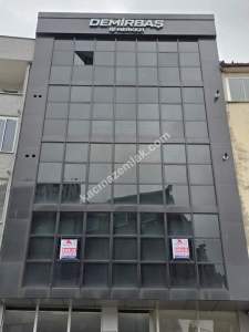 Kaşüstü Kiralık Büro/Ofis/Klinik İçin Uygun İş Yeri/1+1 3