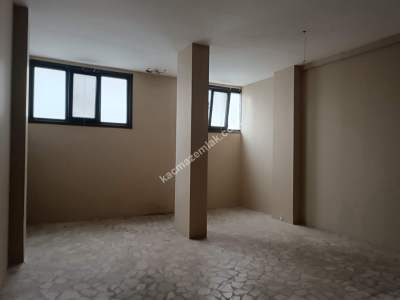 Kağıthanede Önü Açık 2 Kat 350 M Kiralık Düz Giriş Depo 15