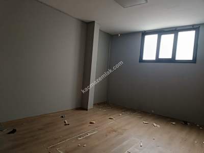 Kağıthanede Önü Açık 2 Kat 350 M Kiralık Düz Giriş Depo 14