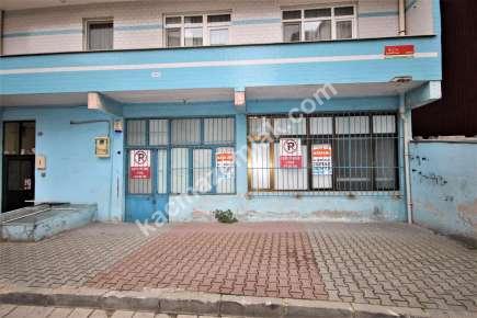 Kağıthanede Önü Açık Düz Giriş 130 M2 Kiralık Boş Depo 18