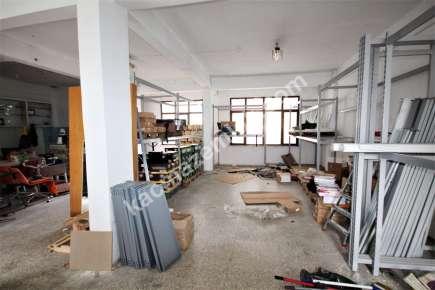 Kağıthanede Önü Açık Düz Giriş 130 M2 Kiralık Boş Depo 15