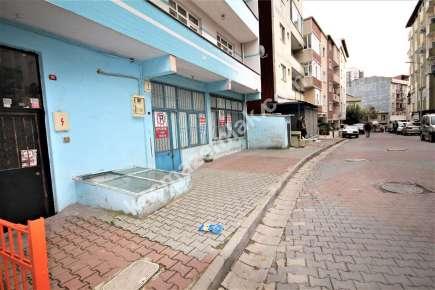 Kağıthanede Önü Açık Düz Giriş 130 M2 Kiralık Boş Depo 20