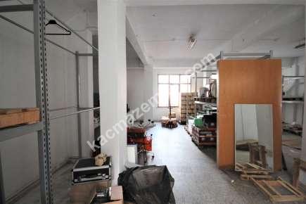 Kağıthanede Önü Açık Düz Giriş 130 M2 Kiralık Boş Depo 10