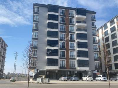 Aksaray Tacin Mah. Yenişehir Konutları Kiralık Dükkan 2