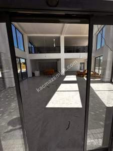 Manavgat Ilıcada 950 M2 Dükkan 2