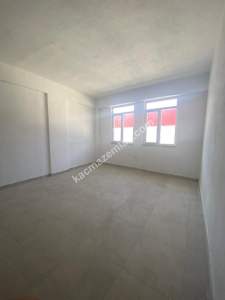 Manavgat Sanayi Mahallesinde Kiralık Dükkan 6