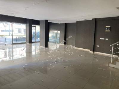 Manavgat Barbaros Caddesinde Dükkan 3