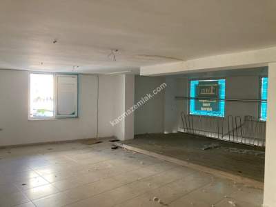 Manavgat Barbaros Caddesinde Dükkan 10