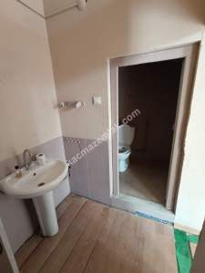 Aydın Yedieylül Mah Wc İçinde Köşe Başı Dükkan Kiralık 11