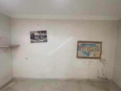 Kiralık Eski Bağkur Cad. Üzeri 35M2 Dükkan 4
