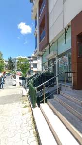 Esatpaşa Ana Cad. Üzerinde Köşe Başı 110 M2 Dükkan 6