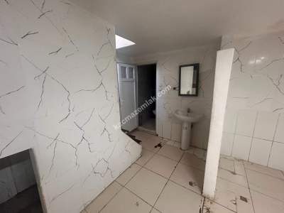 Ataşehir Esatpaşa Giriş 145M2 Depolu Köşe Başı Ticari 31