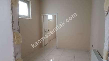 Bağcılar Yavuz Selim Mah. Düz Giriş 500 M2 İskanlı 27