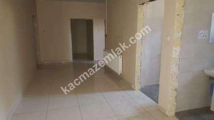 Bağcılar Yavuz Selim Mah. Düz Giriş 500 M2 İskanlı 23